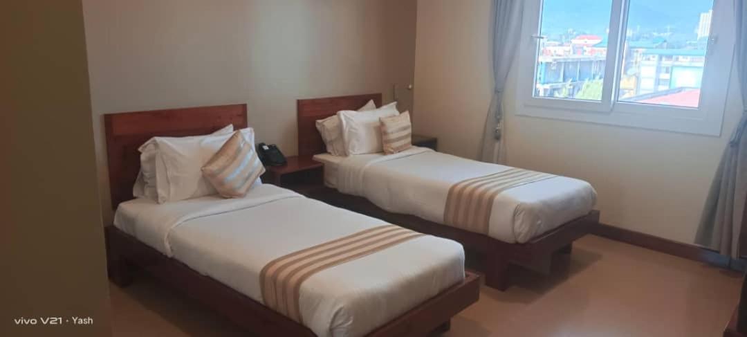 Venus Premier Hotel Аруша Екстер'єр фото