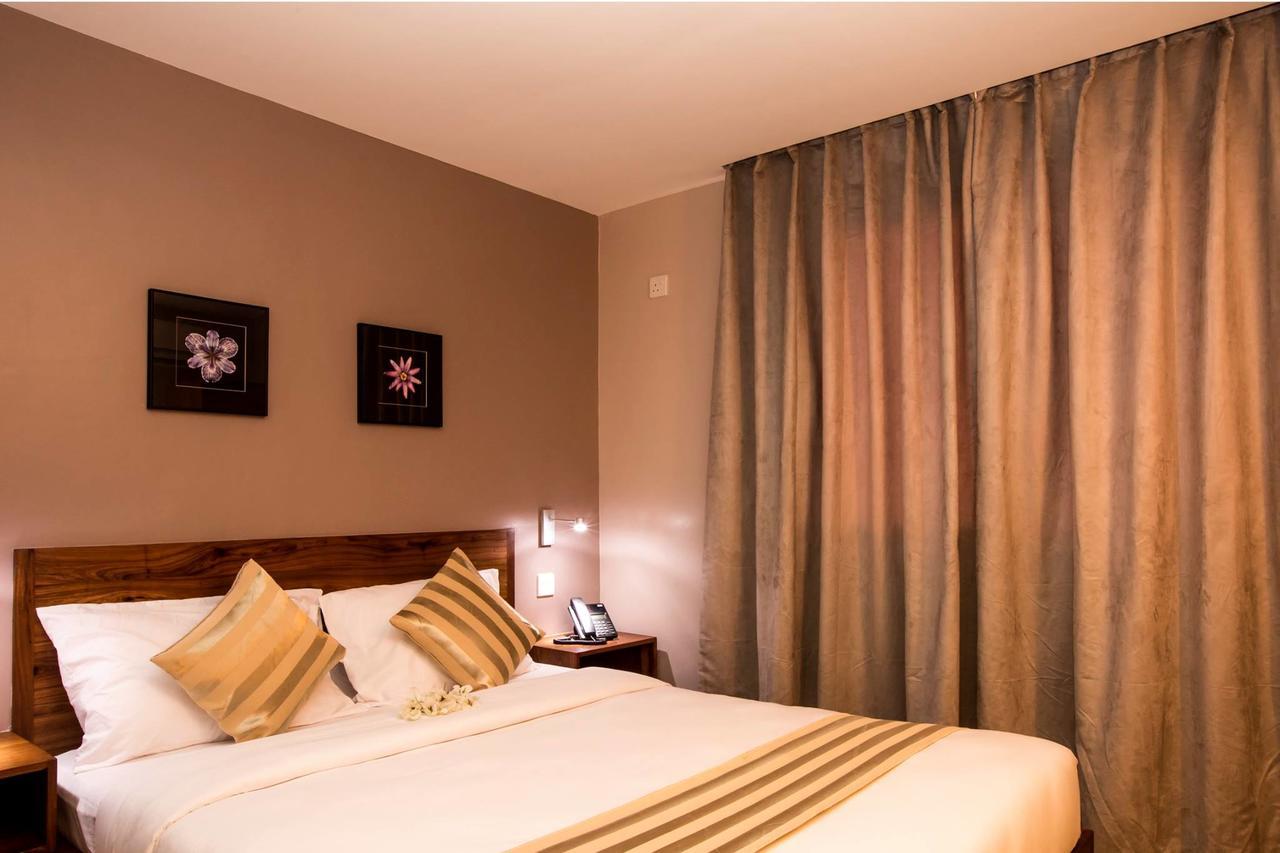 Venus Premier Hotel Аруша Екстер'єр фото